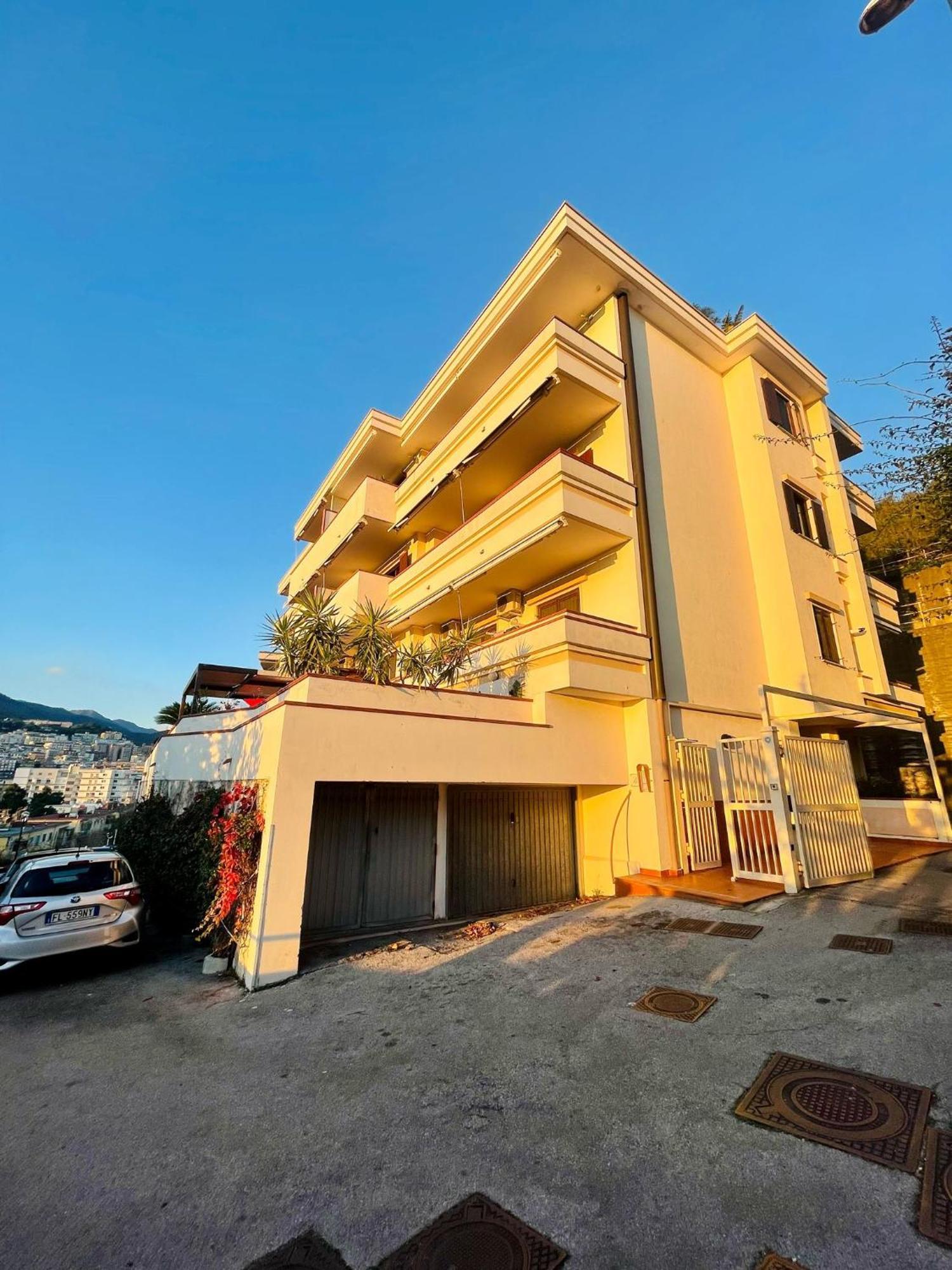 Donna Filomena Casa Vacanza Park Bougainville Салерно Екстериор снимка