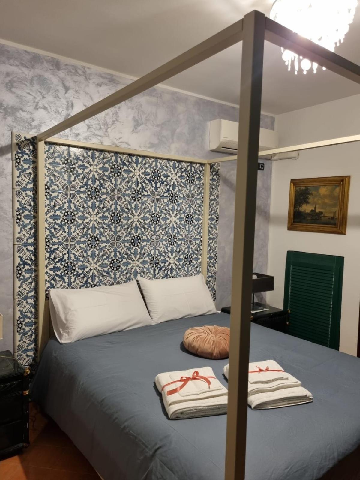 Donna Filomena Casa Vacanza Park Bougainville Салерно Екстериор снимка